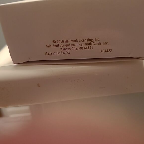 2010 Hallmark Keepsake Ornament - Picture 2 of 5